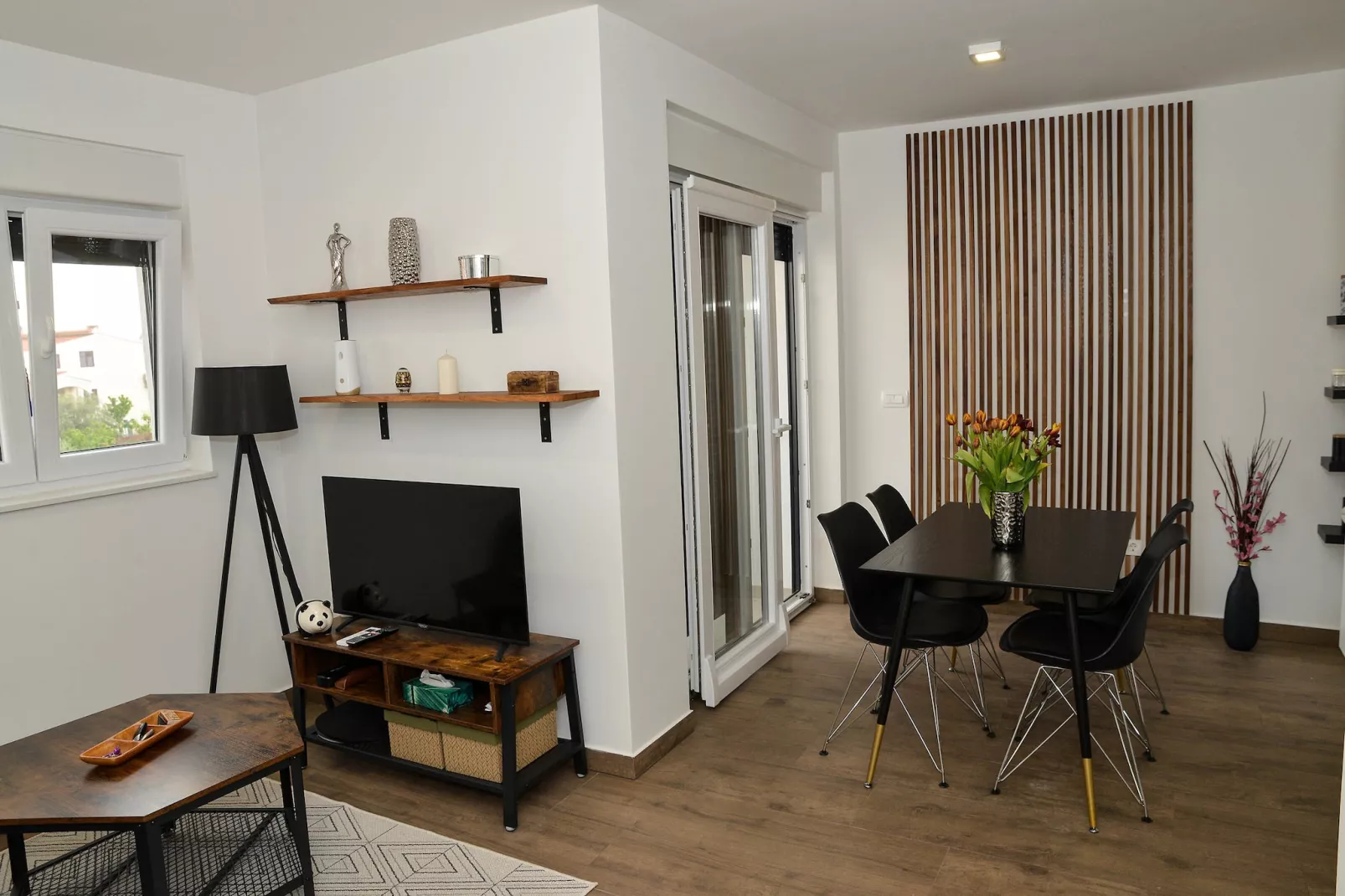 Apartment Nicole - One Bedroom Apartment with Balcony