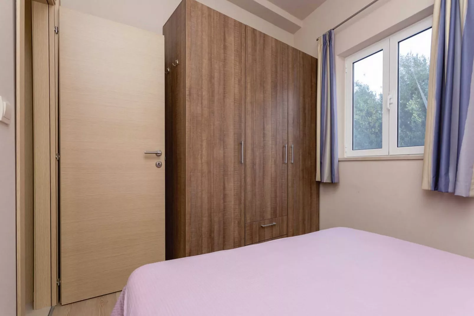 Apartments Ankora - One bedroom apartment with terrace and sea view-Slaapkamer