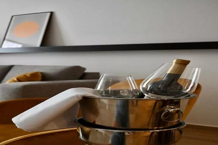 Boutique Apartment Petra - One Bedroom Apartment with Balcony-Woonkamer