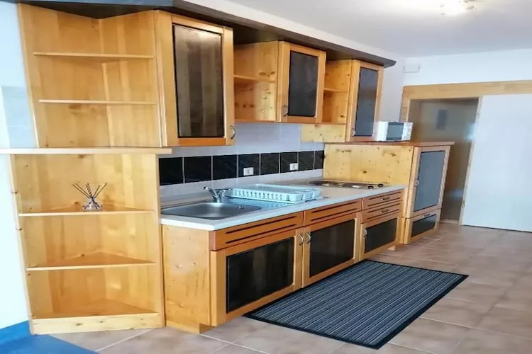 House Panorama - One Bedroom Apartment with Balcony and Sea View (Panoramahaus)-Keuken