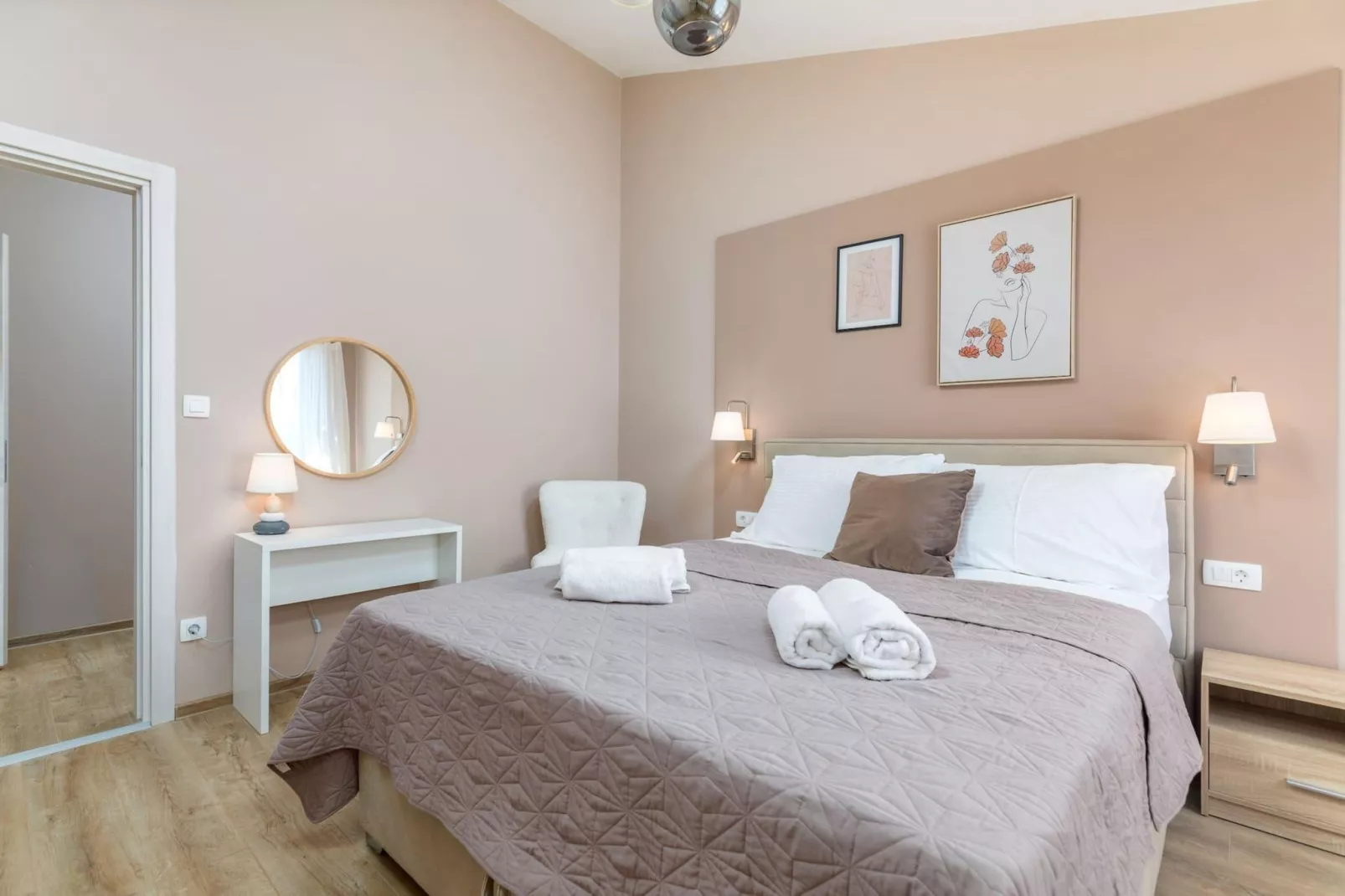 Marceta Apartment 3 - Pool and Big Garden-Slaapkamer