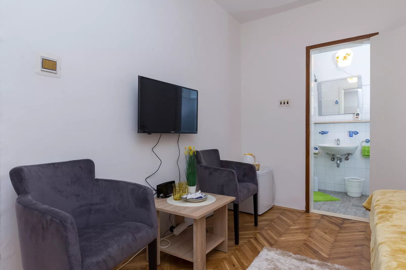 Sunset Bay Room - Double Room with Terrace and Partial Sea View-Slaapkamer