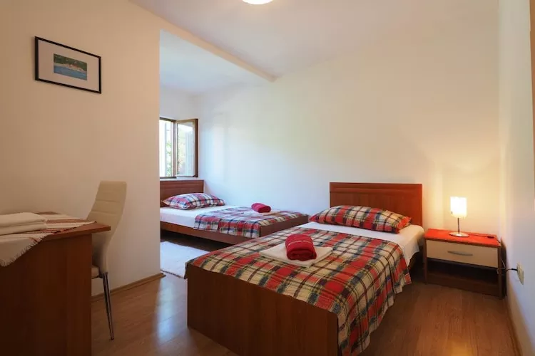 Apartments & Room Eva Slano - Two Bedroom Apartment with Terrace and Sea View (Veliki)-Slaapkamer