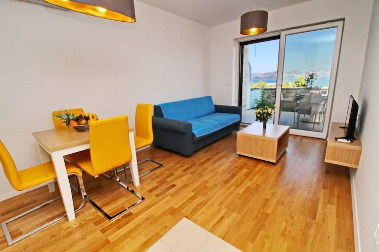 Apartments Kula - One Bedroom Apartment with Terrace C1-Eetkamer