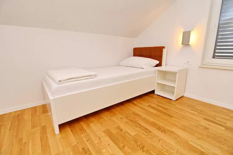 Apartments Kula - Three Bedroom Apartment with Terrace and Sea View C5 - Slaapkamer