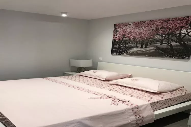 Apartments Korčula - One Bedroom Apartment with Terrace and Sea View-Slaapkamer