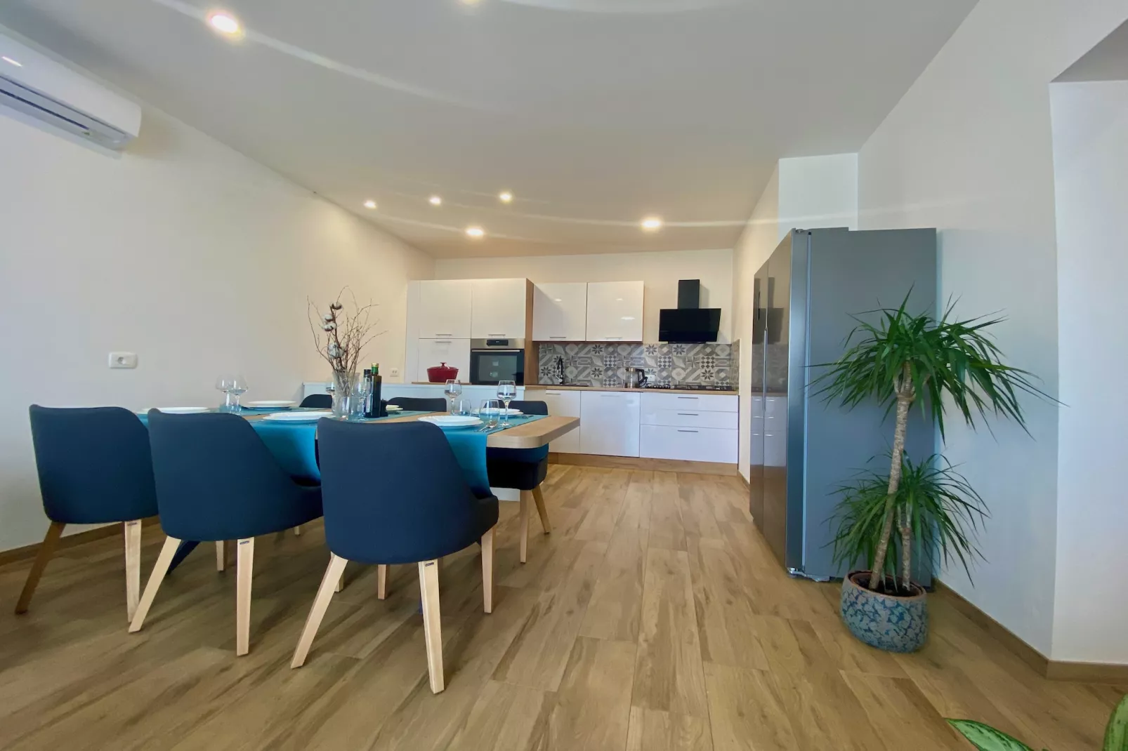 VERT Apartment - Two Bedroom Apartment with Terrace-Keuken