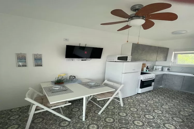 Apartments Sun 4 You - One Bedroom Apartment with Terrace and Sea View (Apartment 1) - Keuken