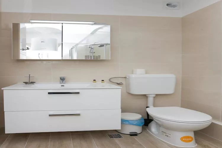 Apartments Posta - Comfort One-Bedroom Apartment with Terrace and Sea View - Apartman 6-Badkamer