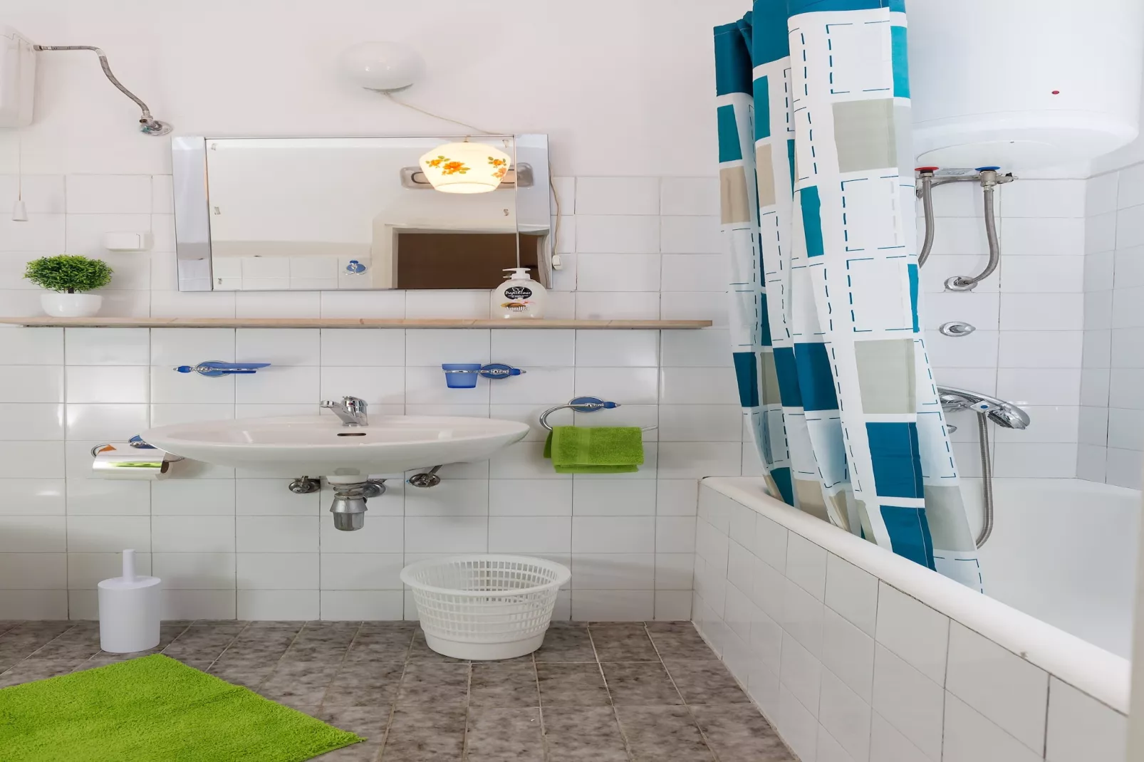 Sunset Bay Room - Double Room with Terrace and Partial Sea View-Badkamer