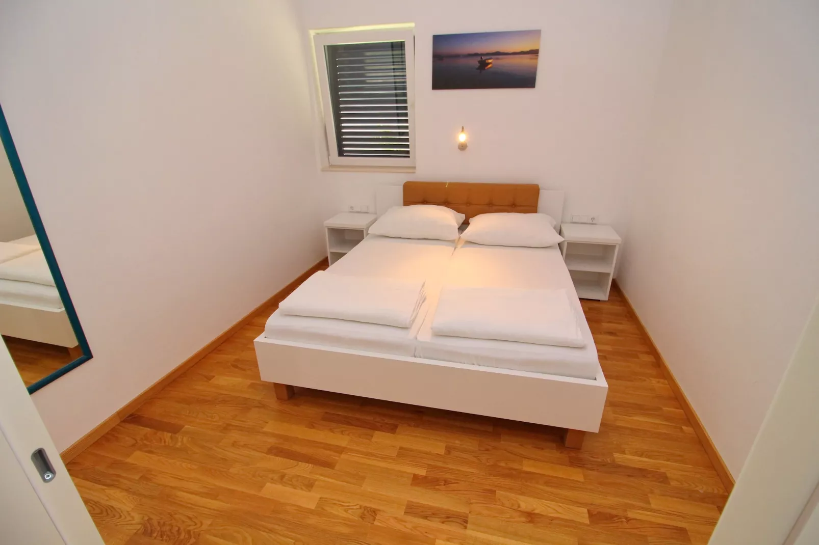 Apartments Kula - One-Bedroom Apartment with Terrace and Sea View-B1-Slaapkamer