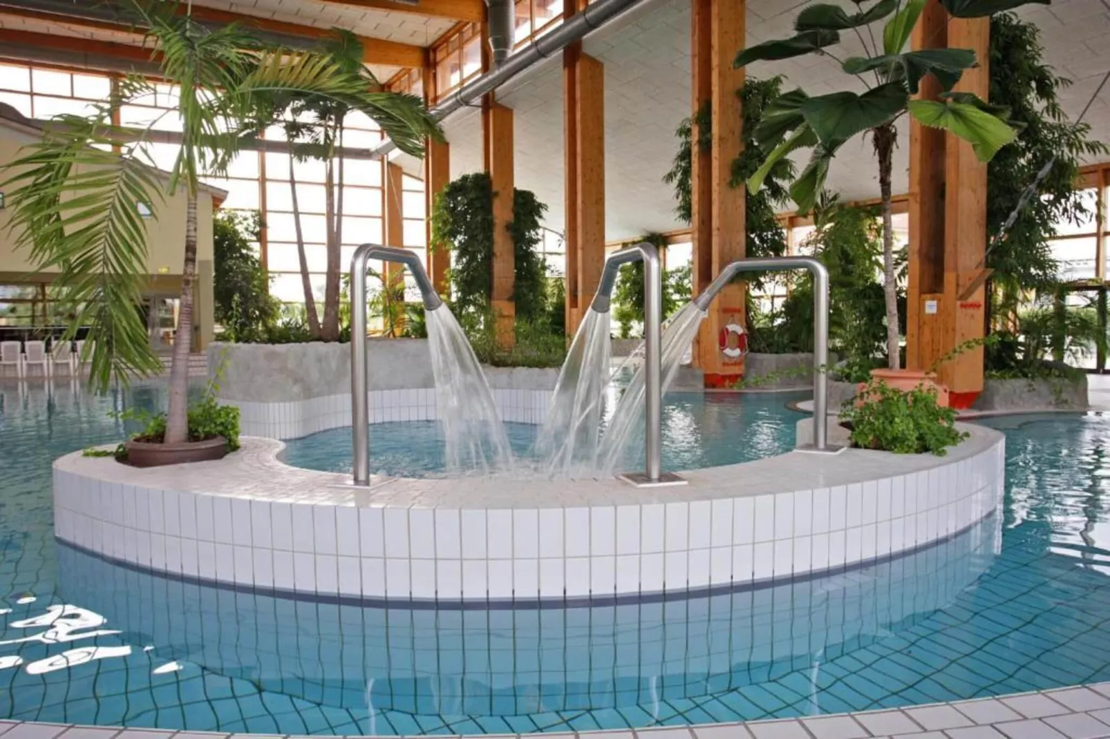 Rugen Deluxe 2 bedroom Apartment 3 guest-Zwembad