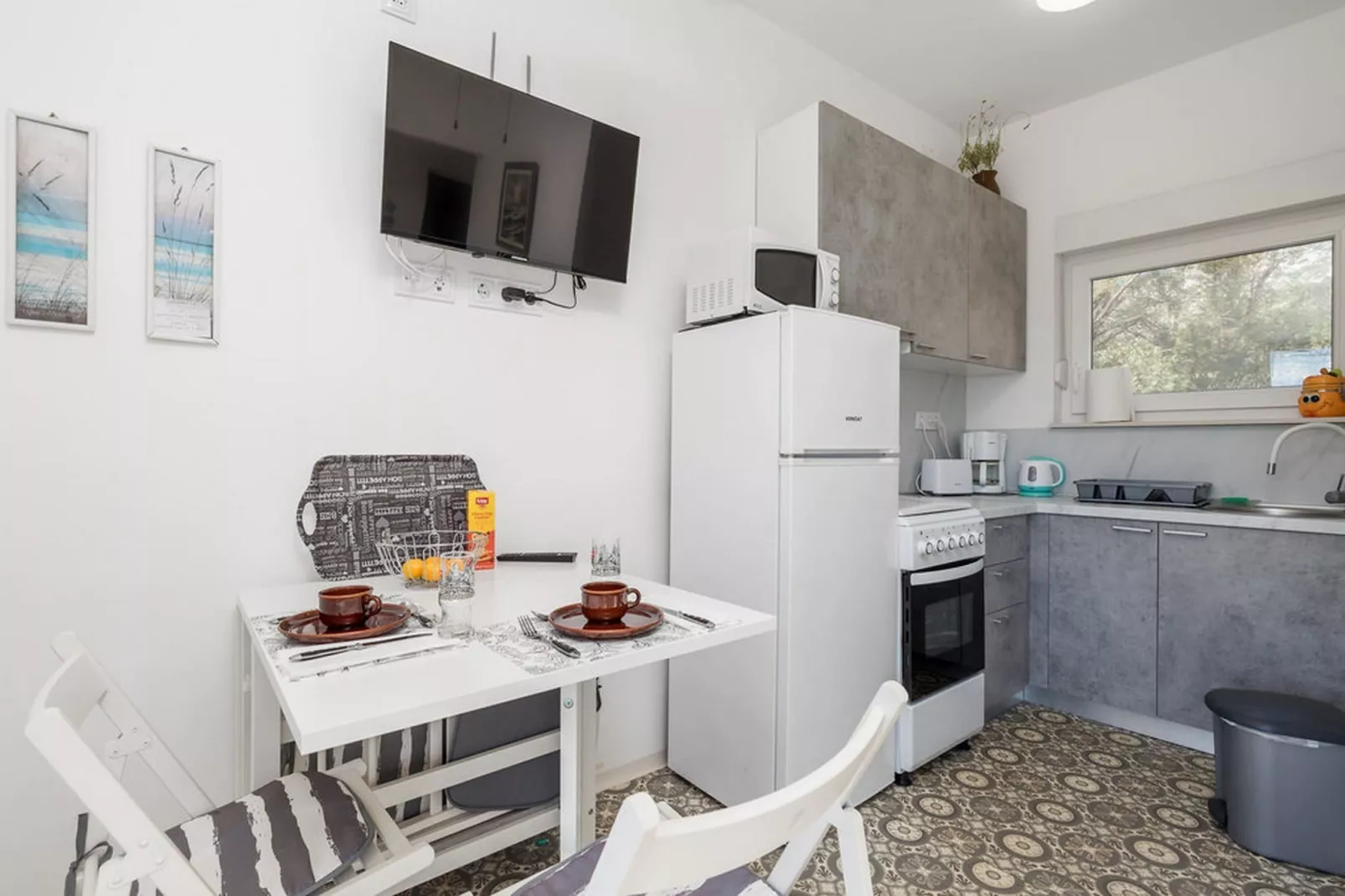 Apartments Sun 4 You - One Bedroom Apartment with Terrace and Sea View (Apartment 1) - Keuken