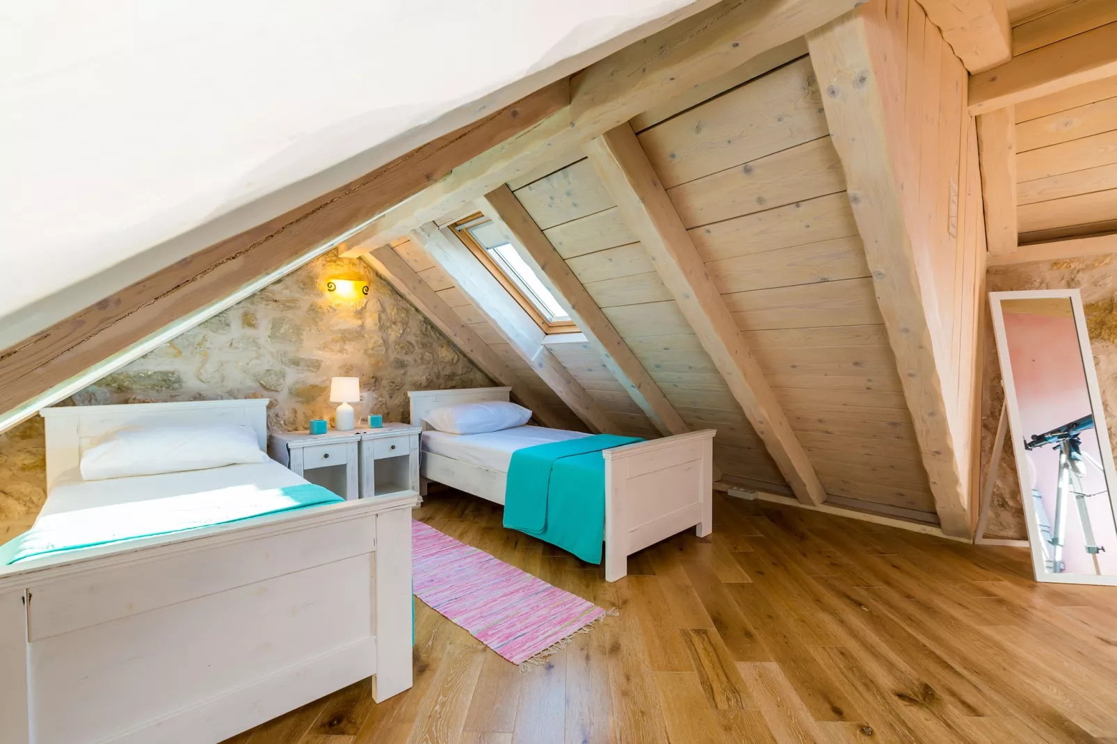 Villa Kanada - Two-Bedroom House with Terrace and Sea View-Slaapkamer