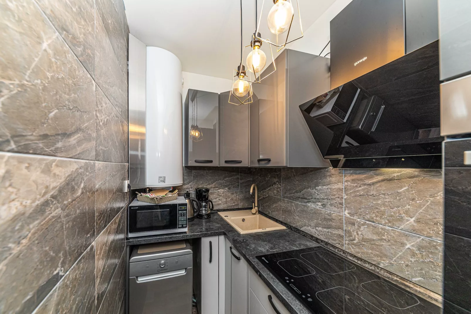 Apartments Keka - Studio Apartment-Keuken