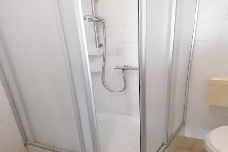 House Panorama - One Bedroom Apartment with Terrace and Sea View (Cezar)-Badkamer