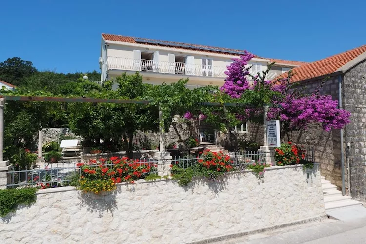 Apartments & Room Eva Slano - Two Bedroom Apartment with Terrace and Sea View (Veliki)