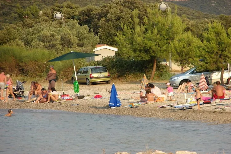 Apartments Neven - Studio Apartment with Terrace and Partial Sea View (A3)-Sfeer