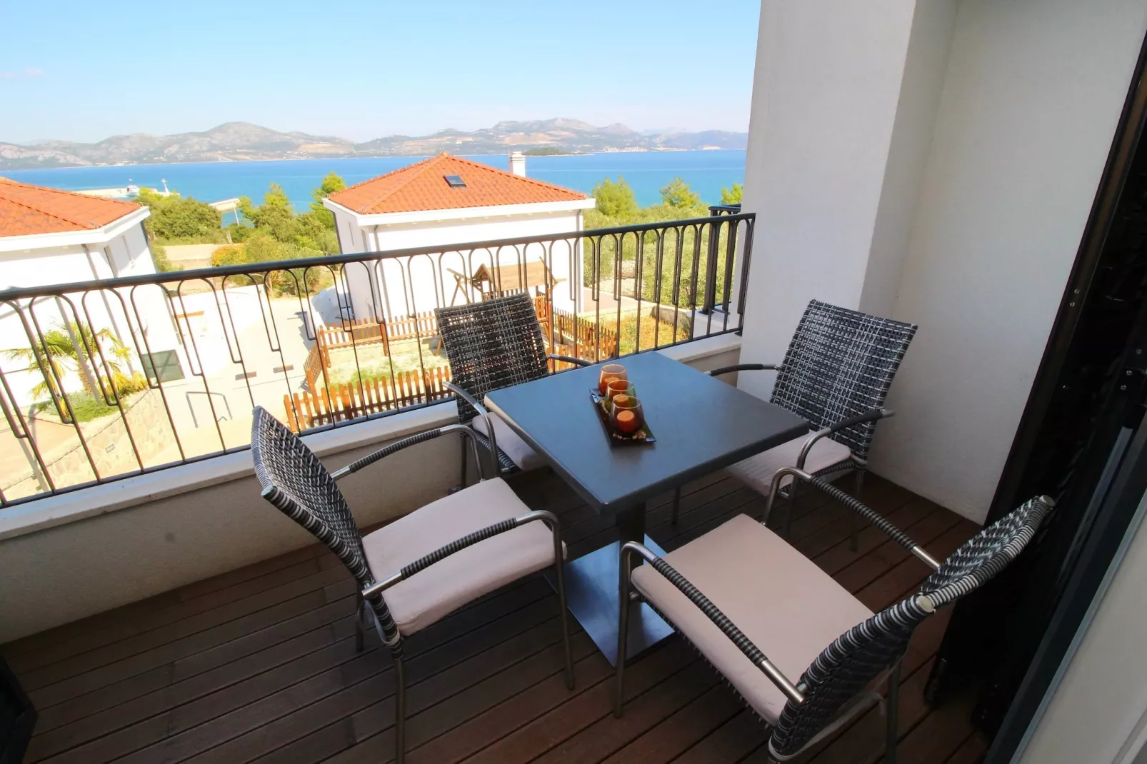 Apartments Kula - Comfort One Bedroom Apartment with Balcony and Sea View-A4-Uitzicht