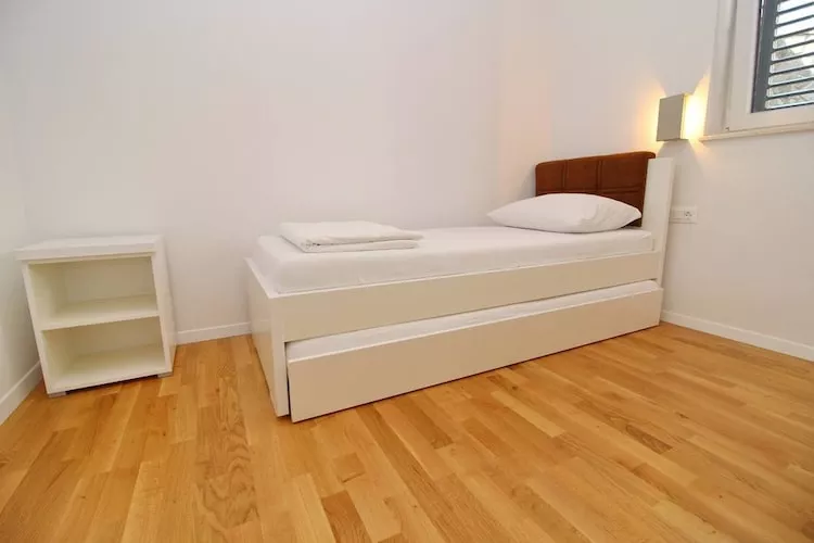 Apartments Kula - Two Bedroom Apartment with Terrace C2 - Slaapkamer