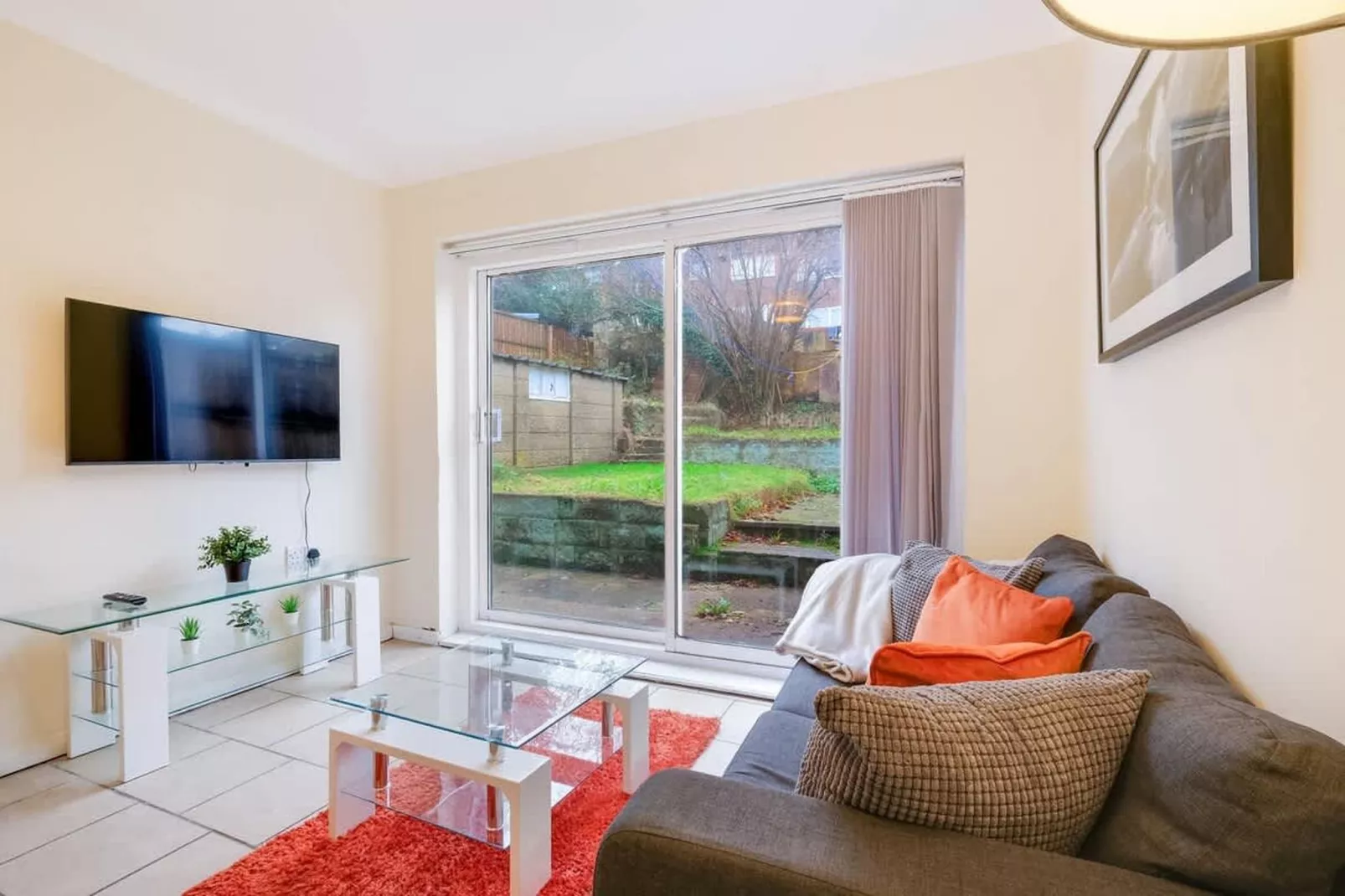 HP13 Arnison 94-Woonkamer