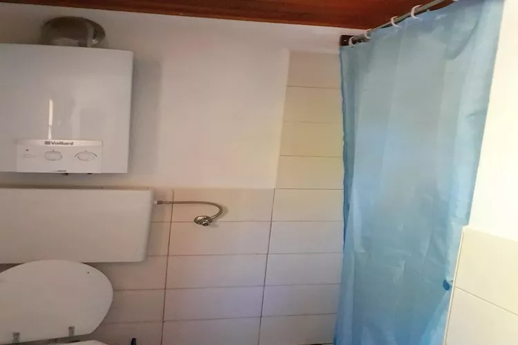 Stone House Oreb - Two Bedroom Holiday Home with Sea View-Badkamer