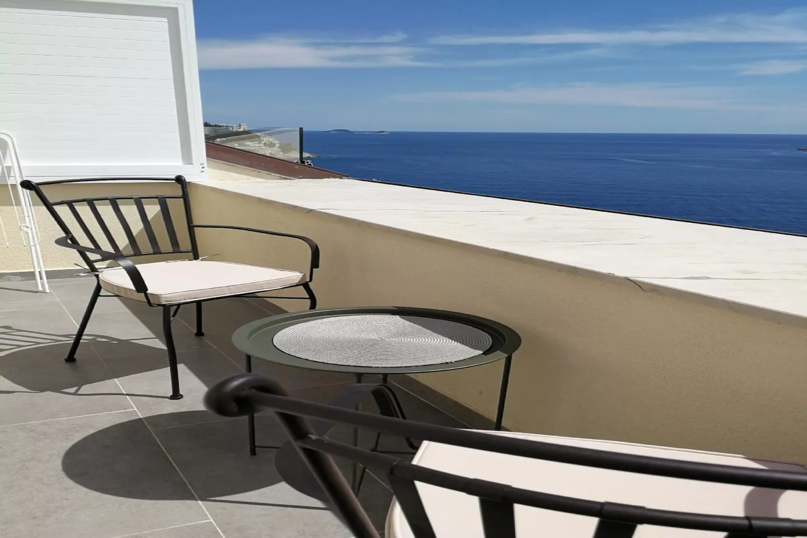 Apartments Horizon - Double Room with  Balcony and Sea  View-Terrasbalkon