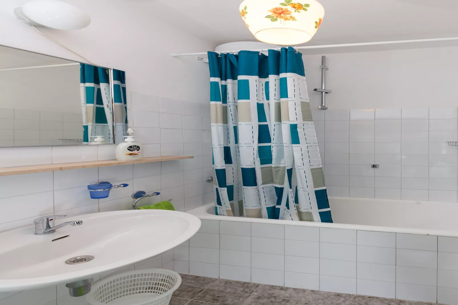 Sunset Bay Room - Double Room with Terrace and Partial Sea View-Badkamer