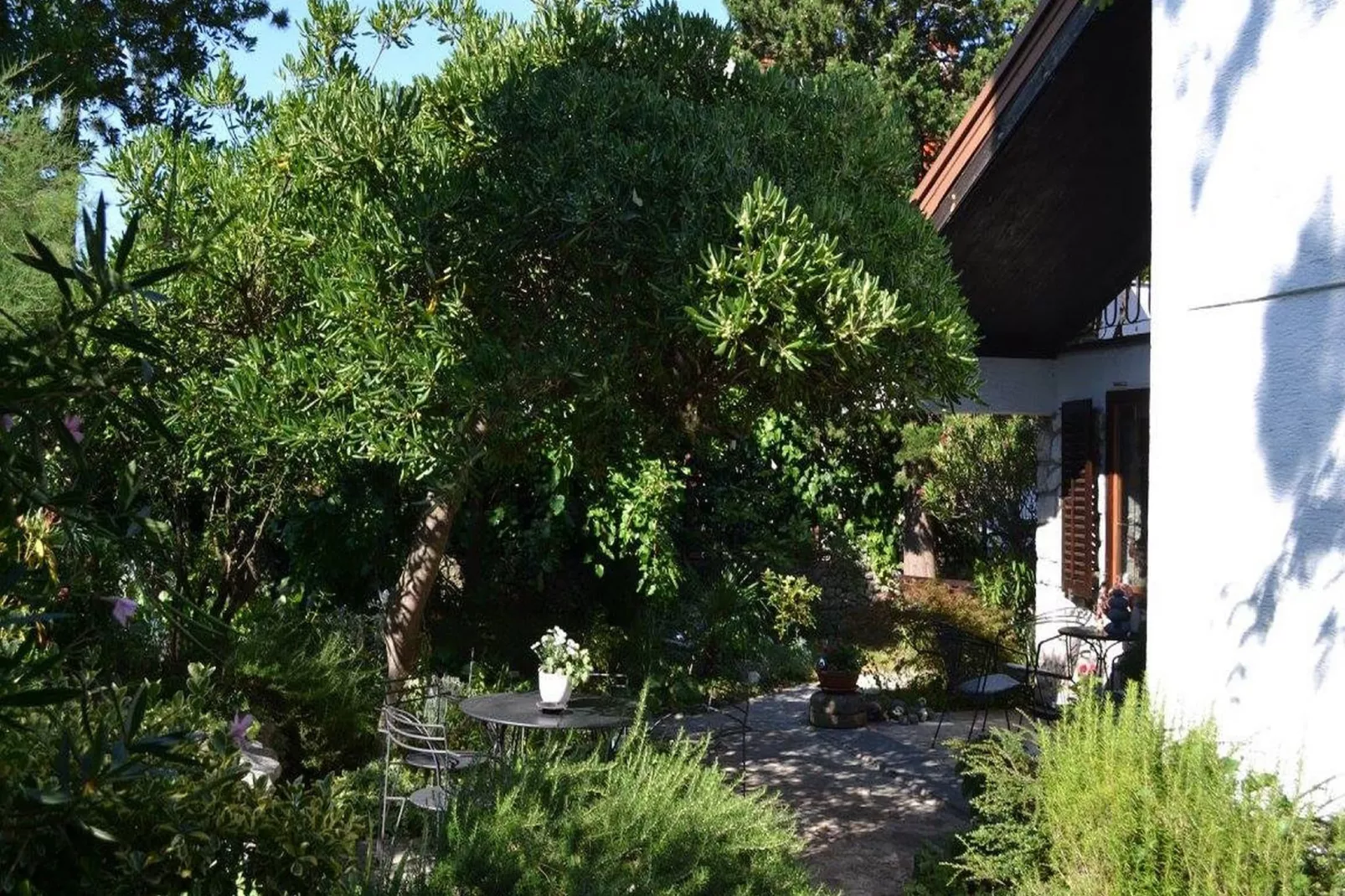 Apartments Oleander Selce- Two bedroom apartment with Balcony (2+2)-Buitenlucht