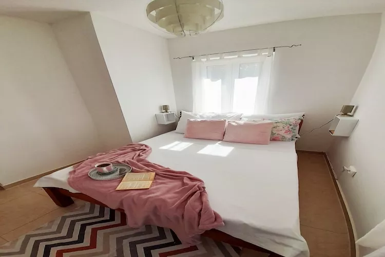 Apartment Sunflower -  Two bedroom apartment with Terrace and Sea View-Slaapkamer