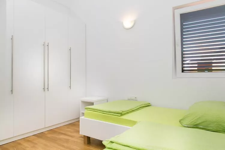 Apartments Kula - Three Bedroom Apartment with Balcony and Sea View-B5-Slaapkamer