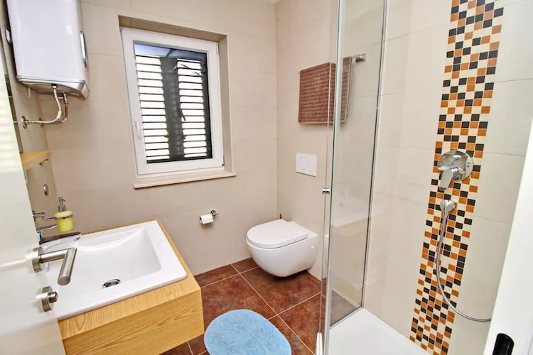Apartments Kula - Three Bedroom Apartment with Terrace and Sea View C5 - Badkamer