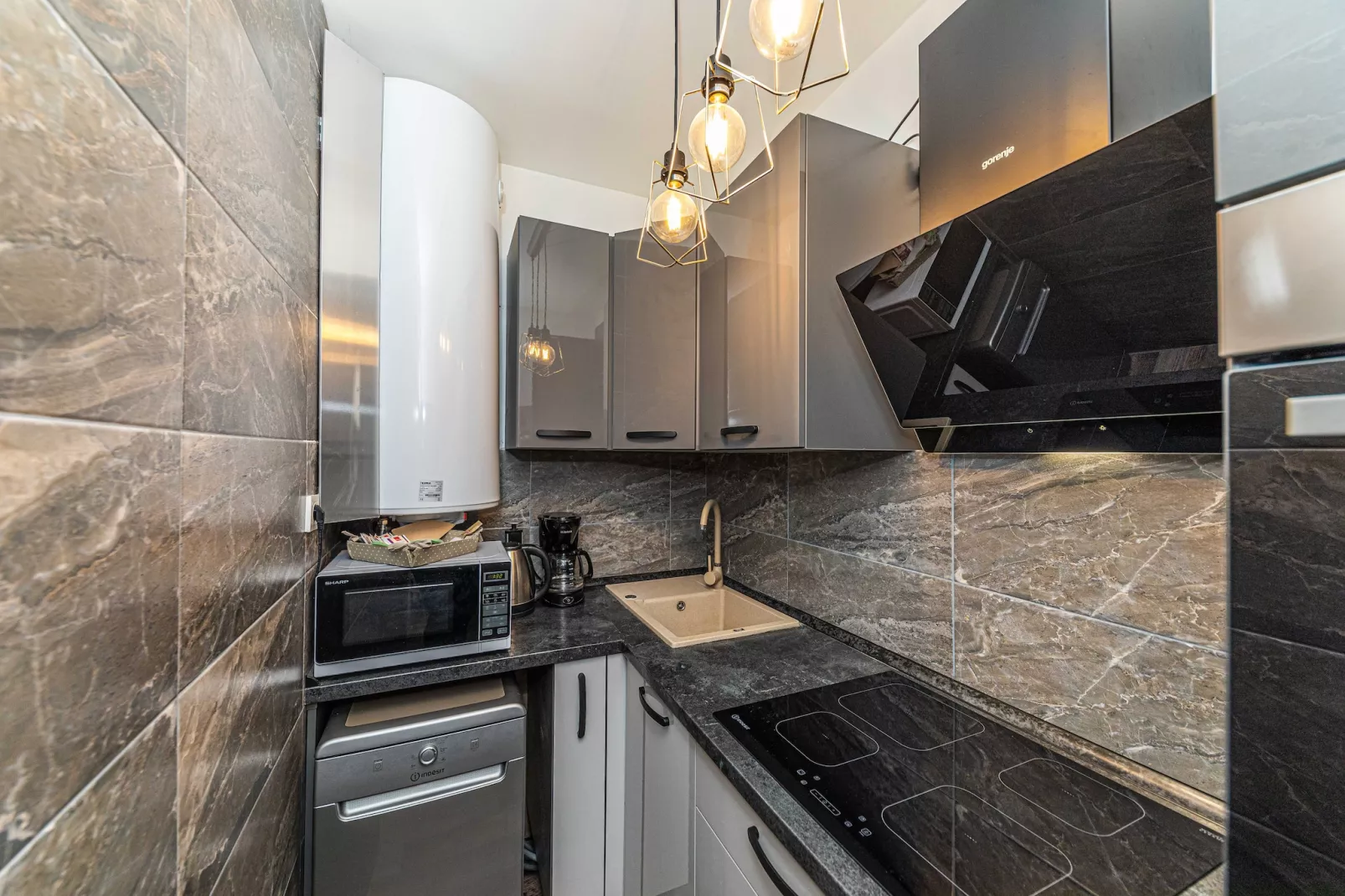 Apartments Keka - Studio Apartment-Keuken