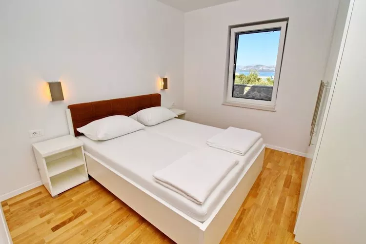 Apartments Kula - Two Bedroom Apartment with Terrace C2 - Slaapkamer