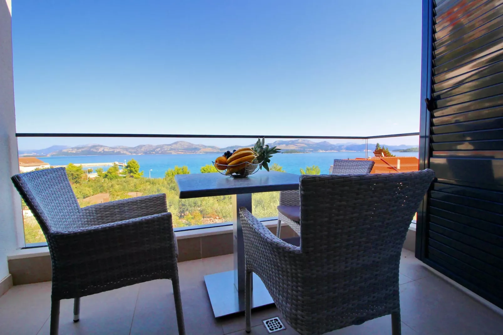 Apartments Kula - One Bedroom Apartment with Balcony and Sea View C3 - Uitzicht