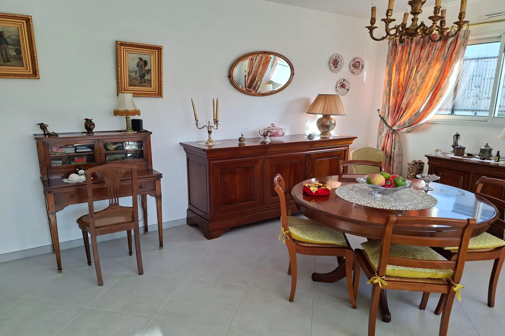 Ferienhaus in Plestin les Grèves-Eetkamer