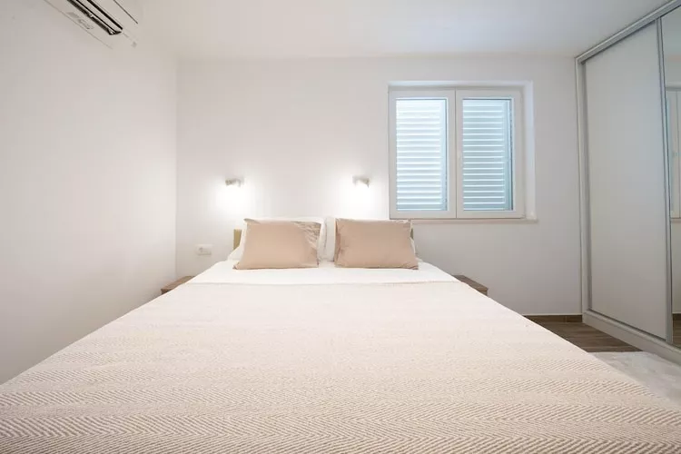 Apartments Horizon - One-Bedroom Apartment with Balcony and Sea View-Slaapkamer