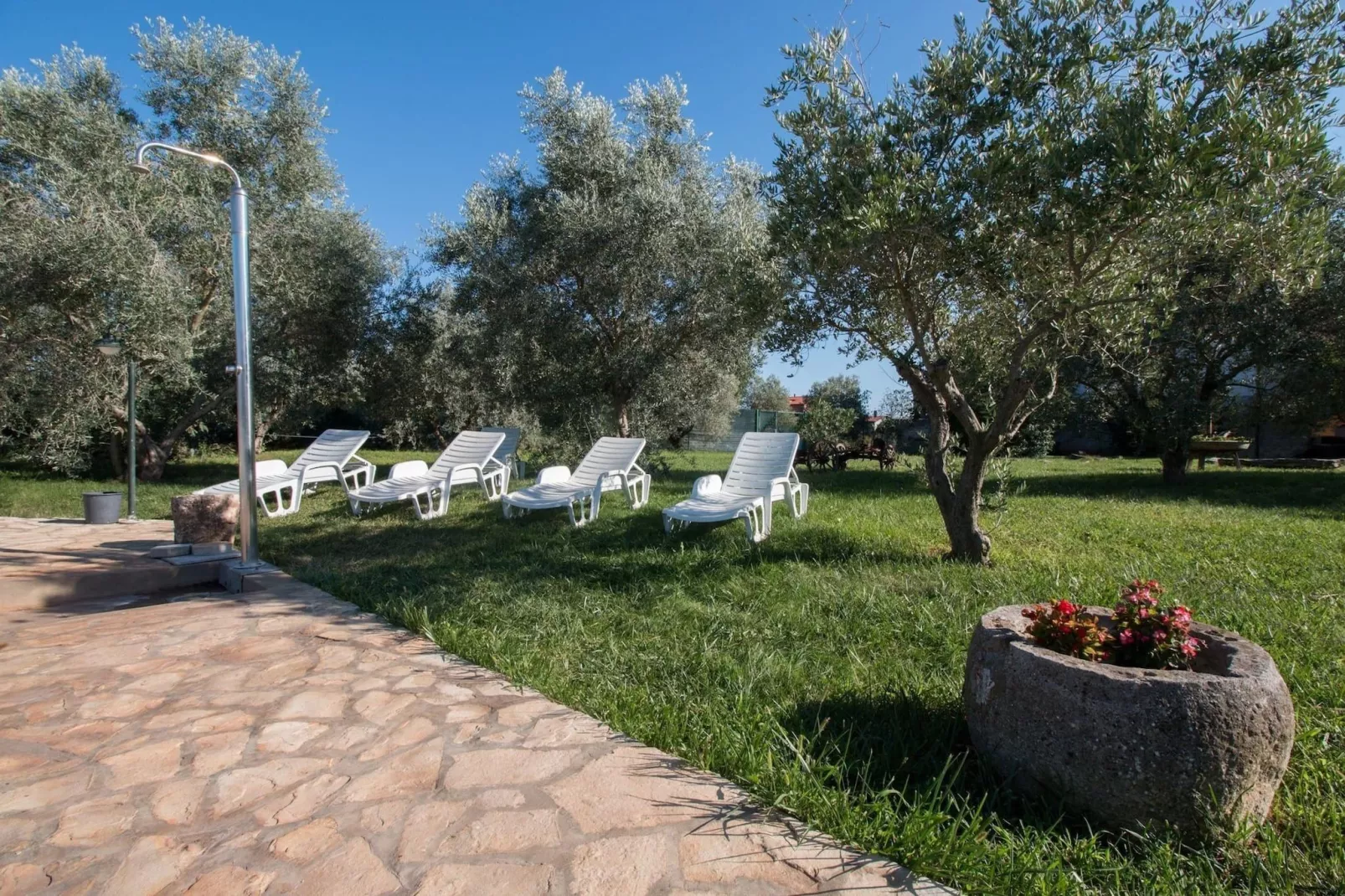 Marceta Apartment 1 - Pool and Big Garden-Tuinen zomer