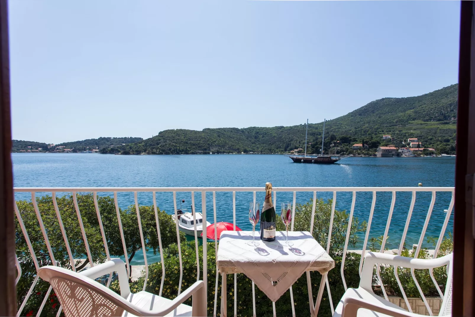 Villa Malfi - One-Bedroom Apartment with Sea View (A5)-Terrasbalkon