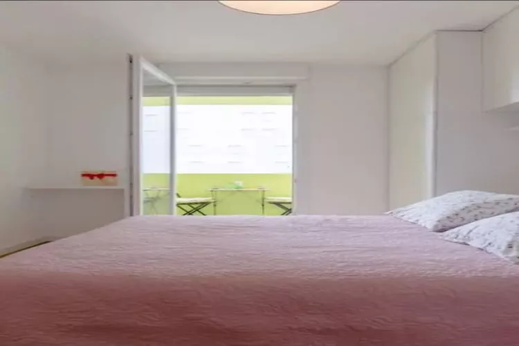 Apartment White Gardenia (ST) - One Bedroom Apartment with Balcony-Slaapkamer