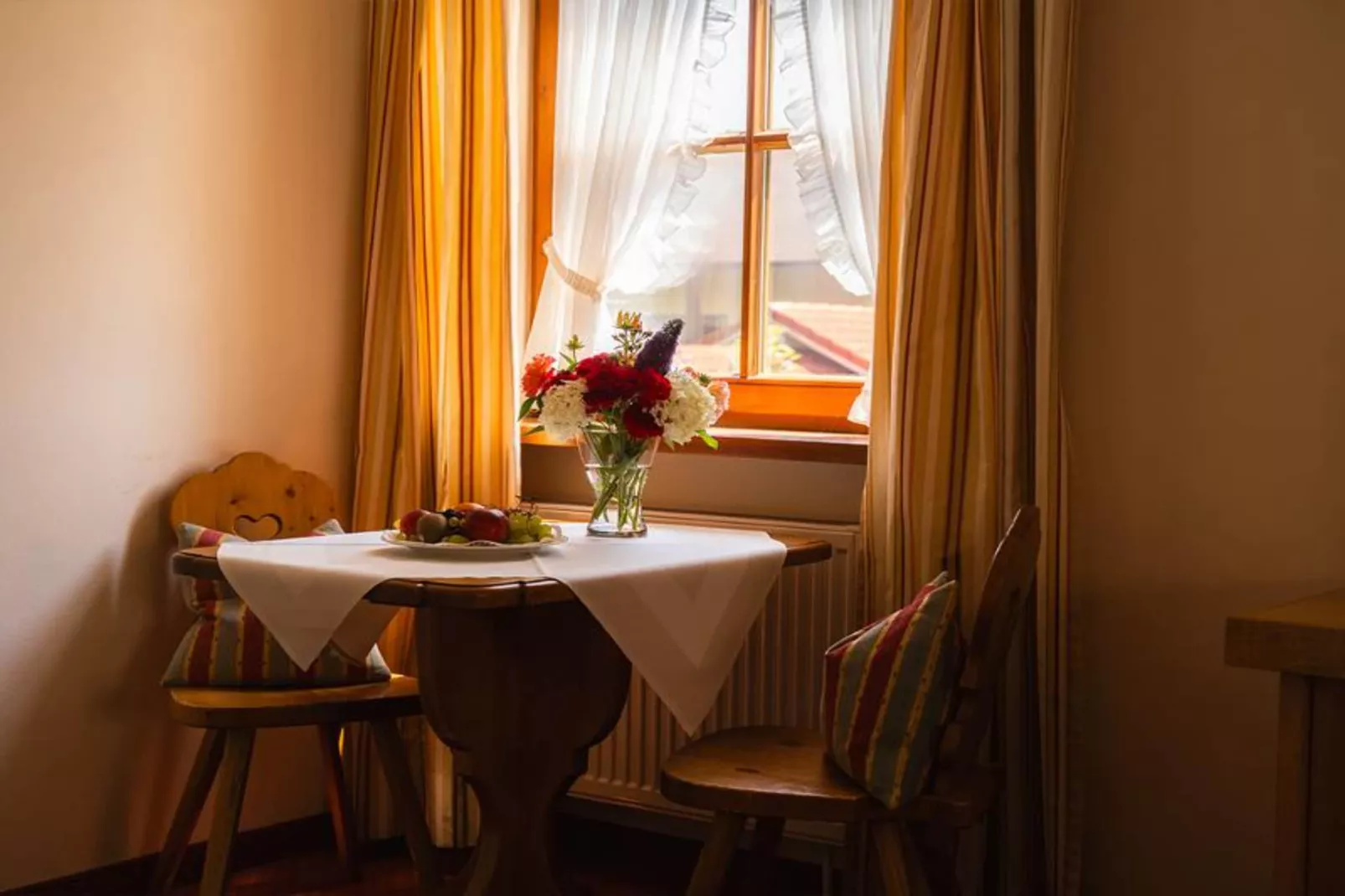 Sammareier Gutshof - Seniorsuite 70qm DG-Woonkamer