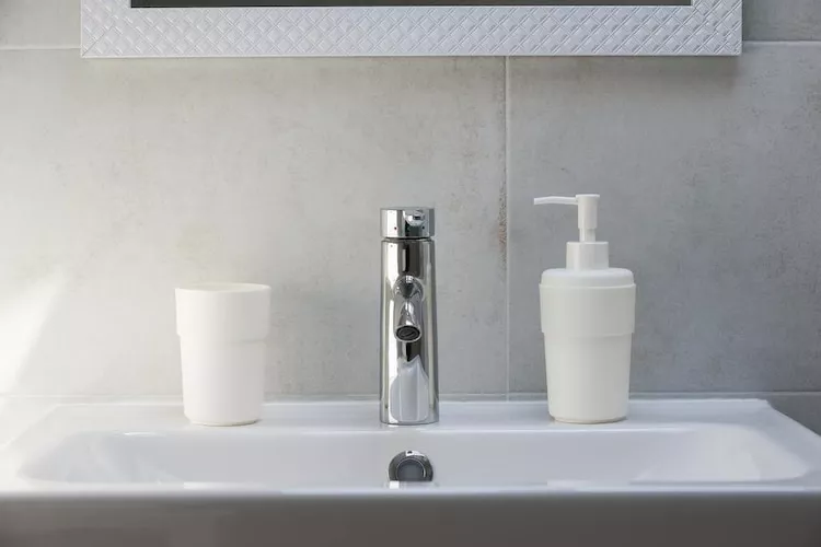 Apartments Horizon - Deluxe Studio with  Balcony and Sea View-Badkamer