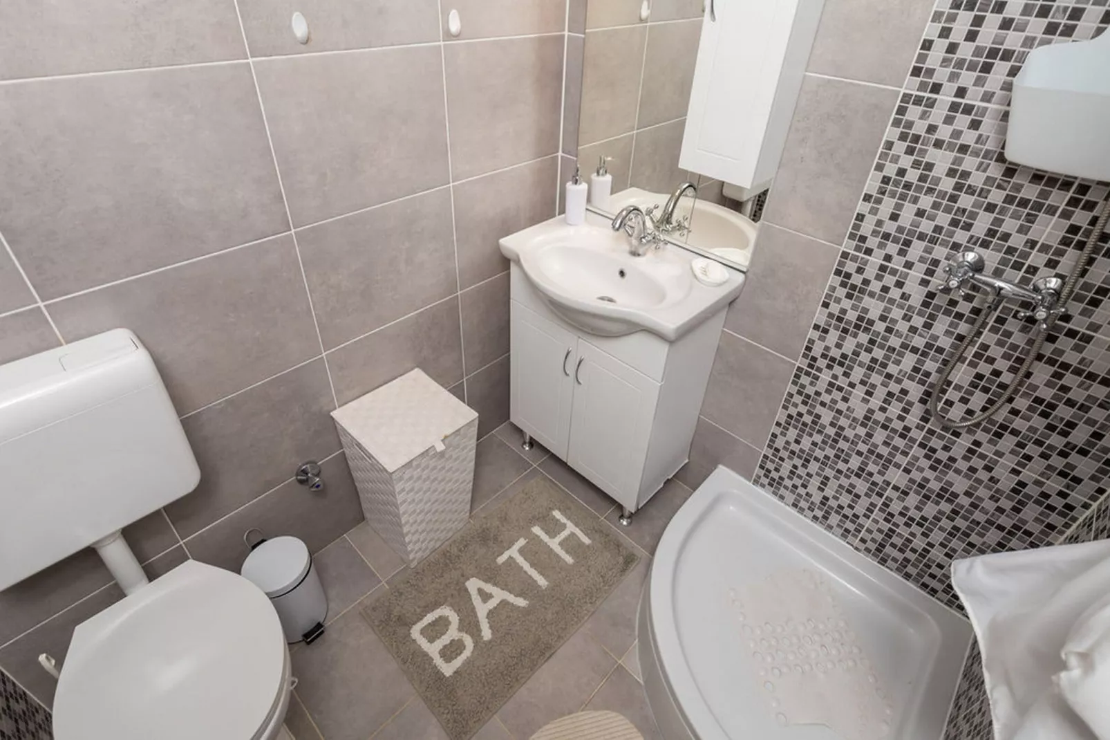 Apartments Sun 4 You - One Bedroom Apartment with Terrace and Sea View (Apartment 1) - Badkamer