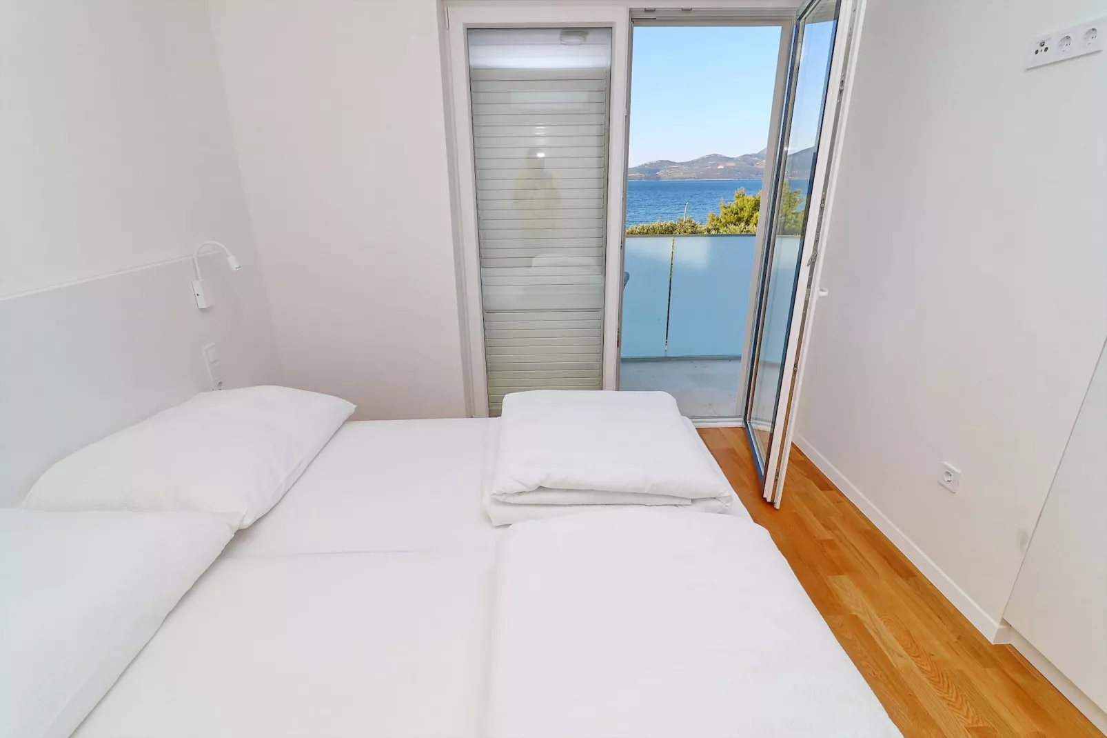 Villa E & D  - Four Bedroom Villa with Pool and Patio - Villa E-Slaapkamer