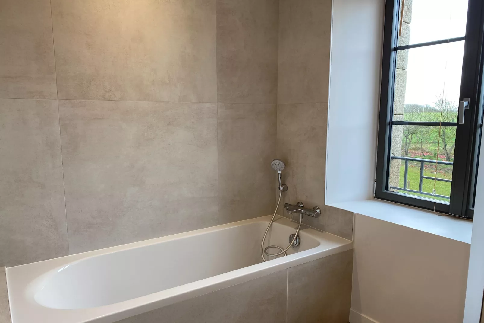 Joli gîte à Corseul-Badkamer