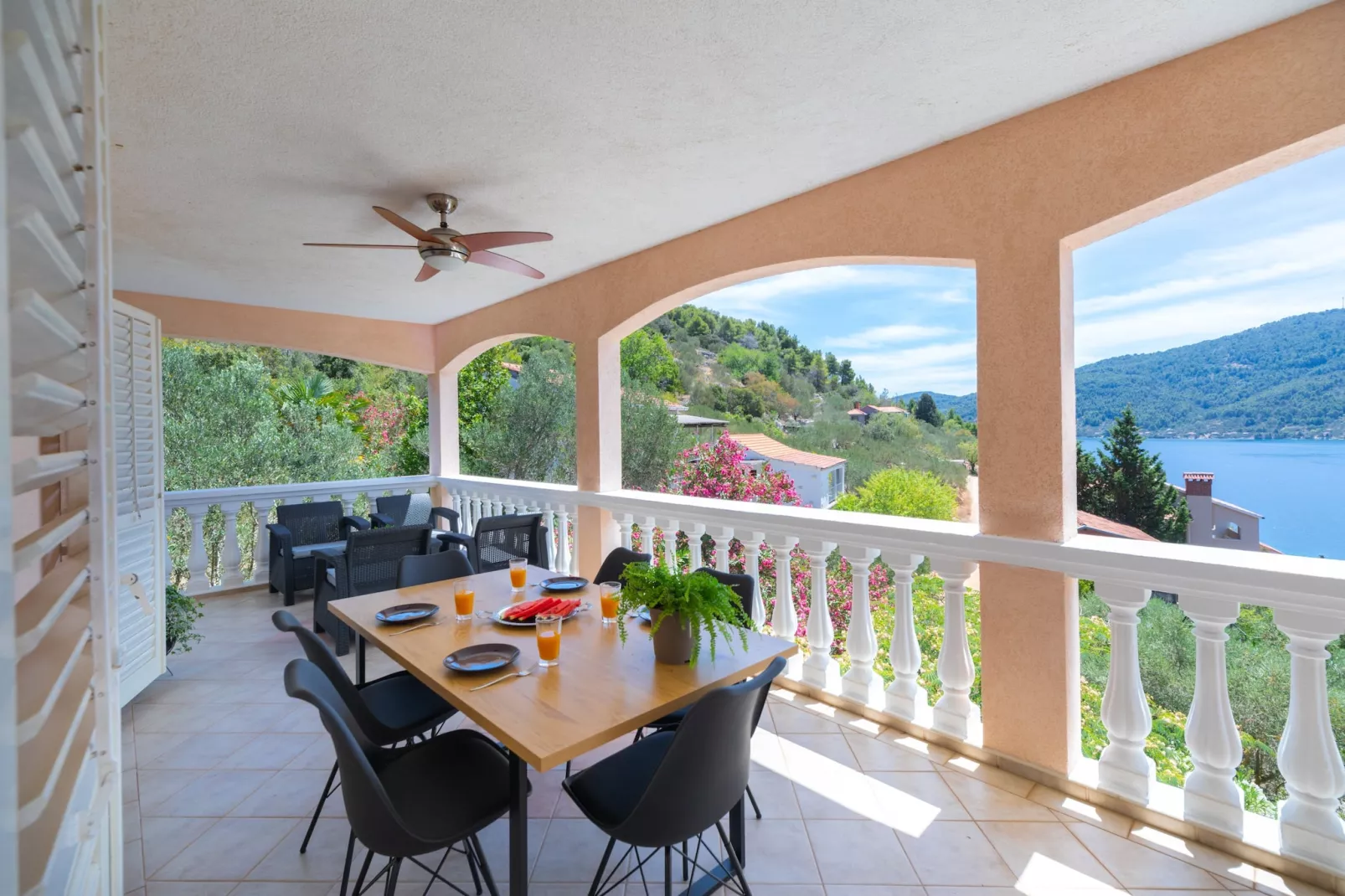 Holiday Home Diana - Two Bedroom Apartment with Terrace and Sea View-Terras