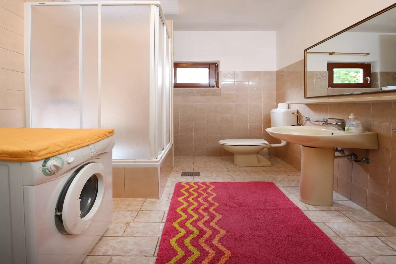 Apartments Boro - Three bedroom Apartment with Sea View (A1)-Badkamer