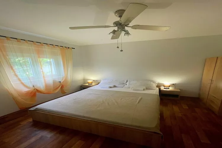 Apartments Sun 4 You - Two Bedroom Apartment with Balcony and Sea View (Apartment 2)-Slaapkamer