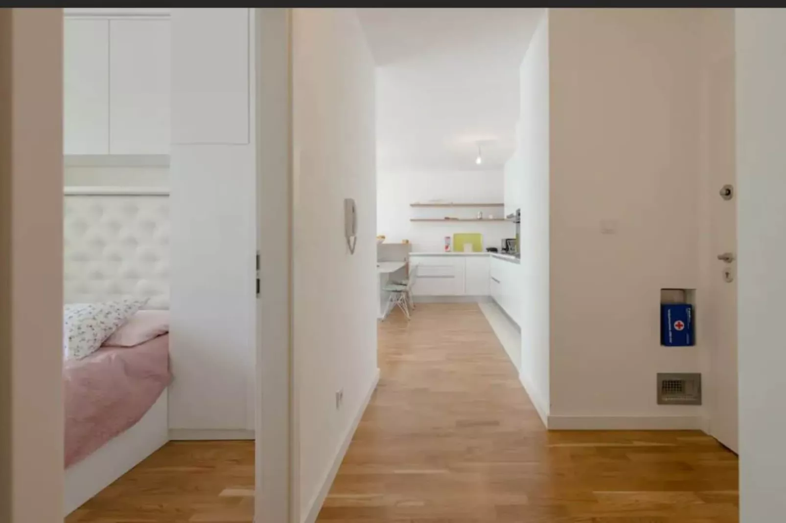 Apartment White Gardenia (ST) - One Bedroom Apartment with Balcony-Binnen