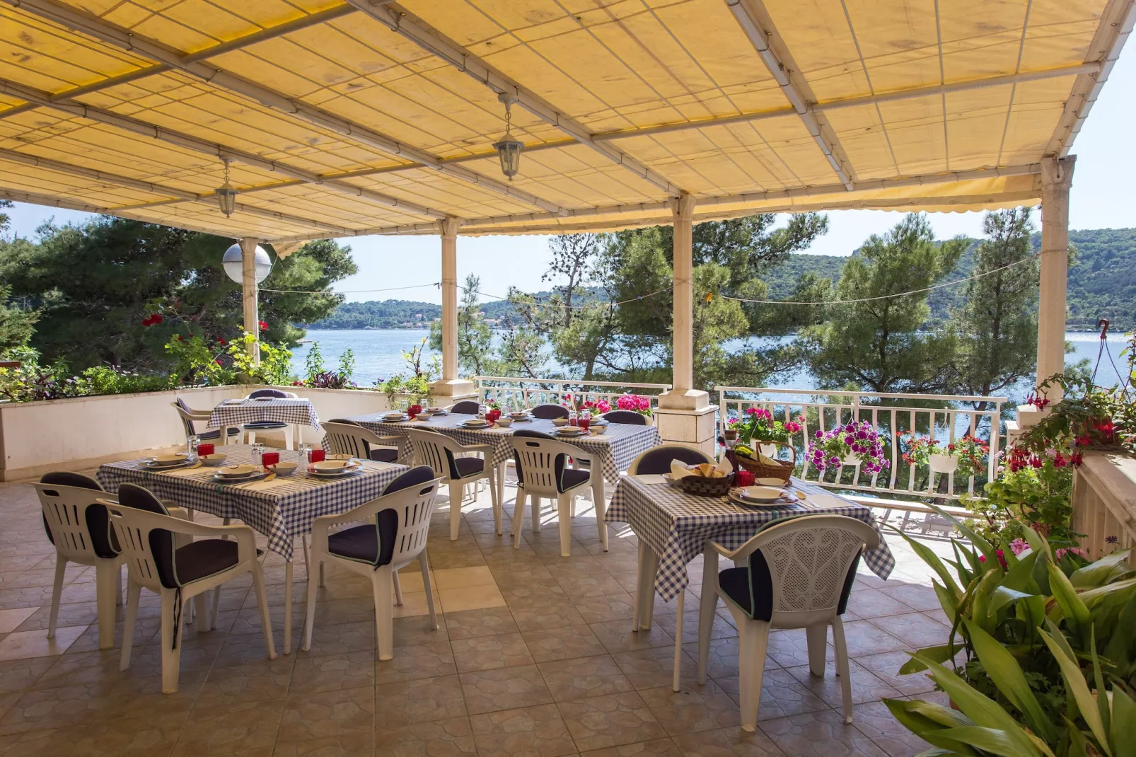 Villa Malfi - One-Bedroom Apartment with Sea View (A5)-Terras